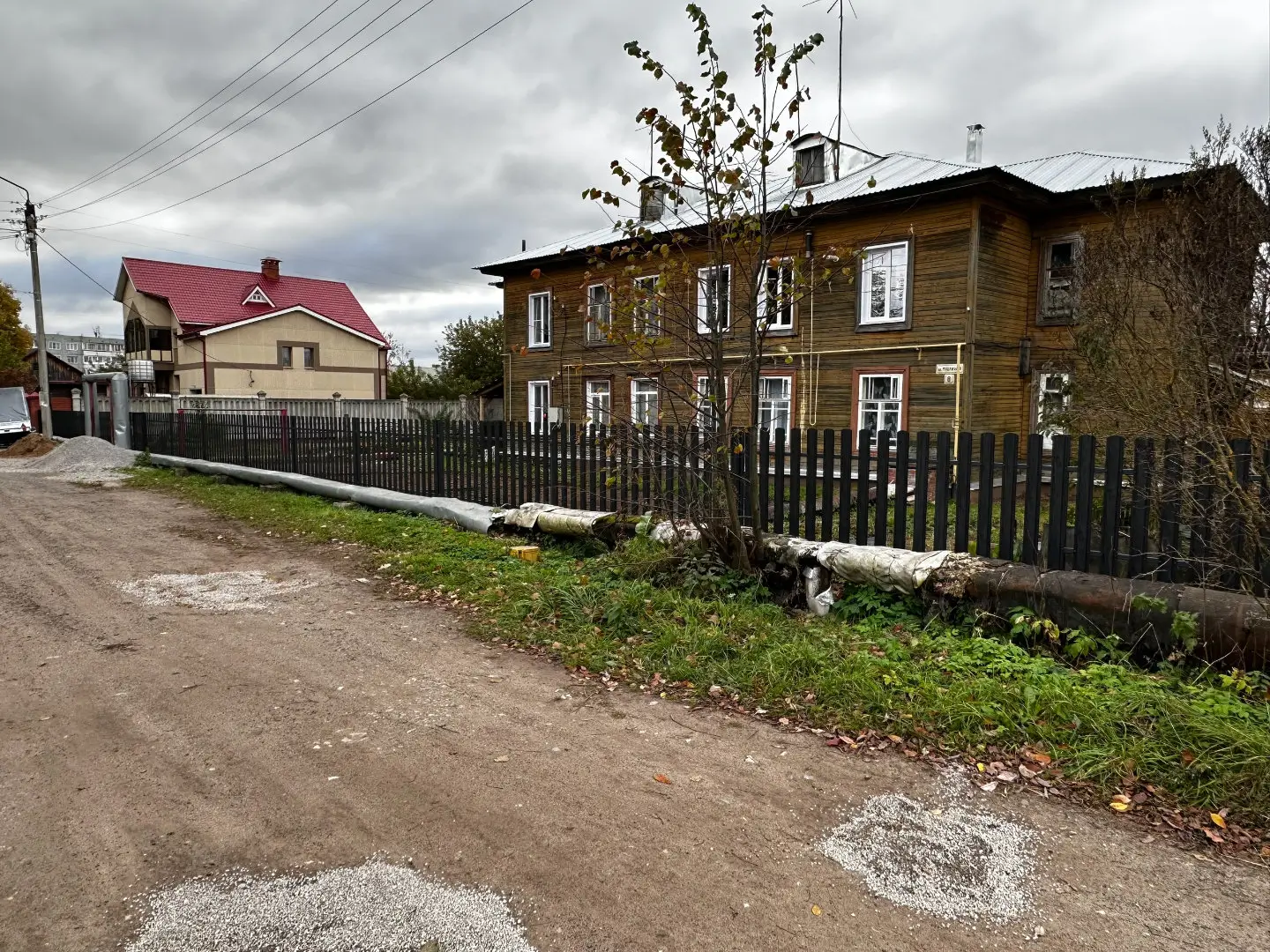 Забор из евроштакетника 63м Черное Дерево 3D Принтек фото 2 в Тольятти