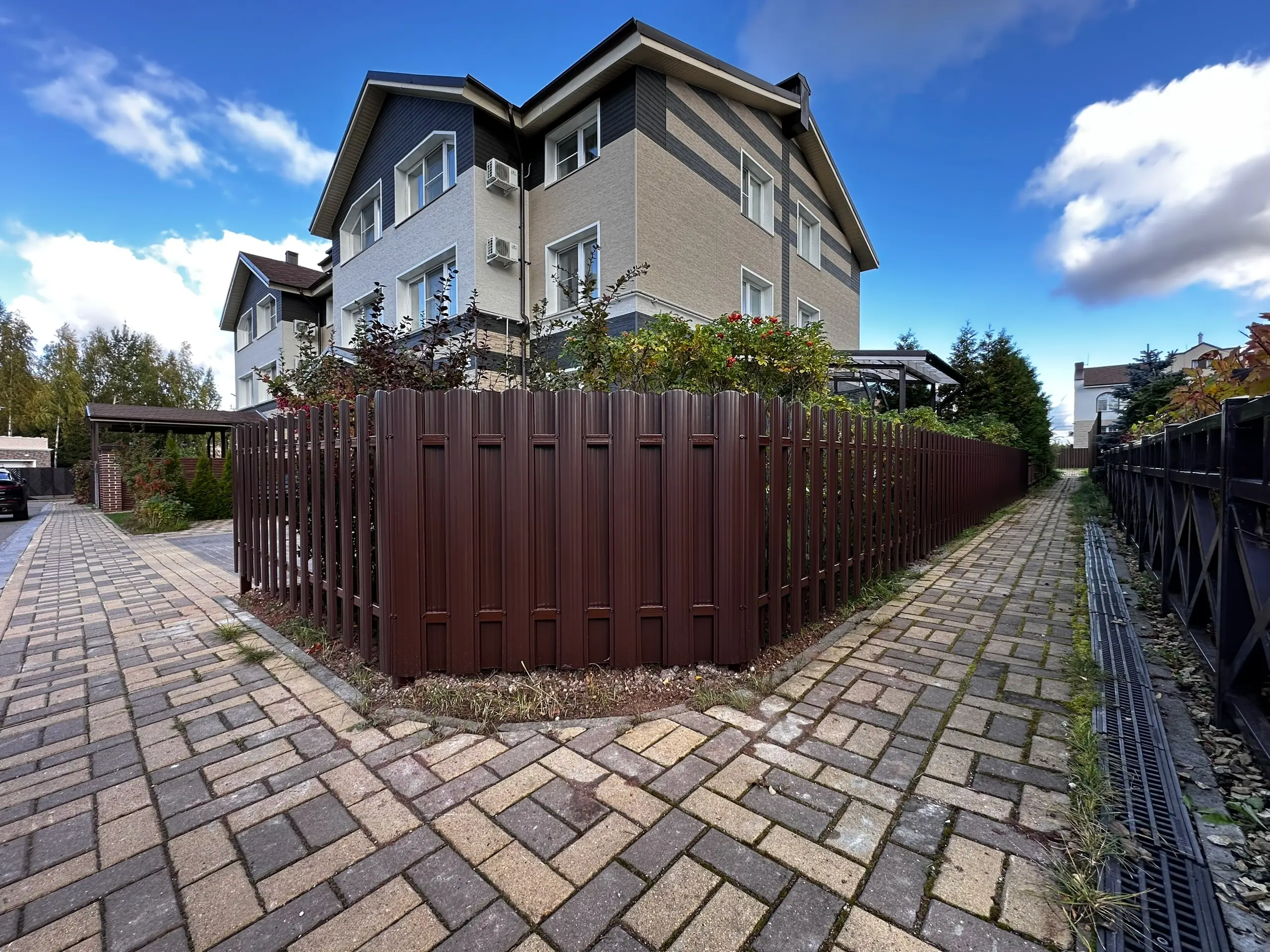 Заборчик из евроштакетника 18м RAL8017/8017 Шоколад двусторонний фото 1 в Тольятти